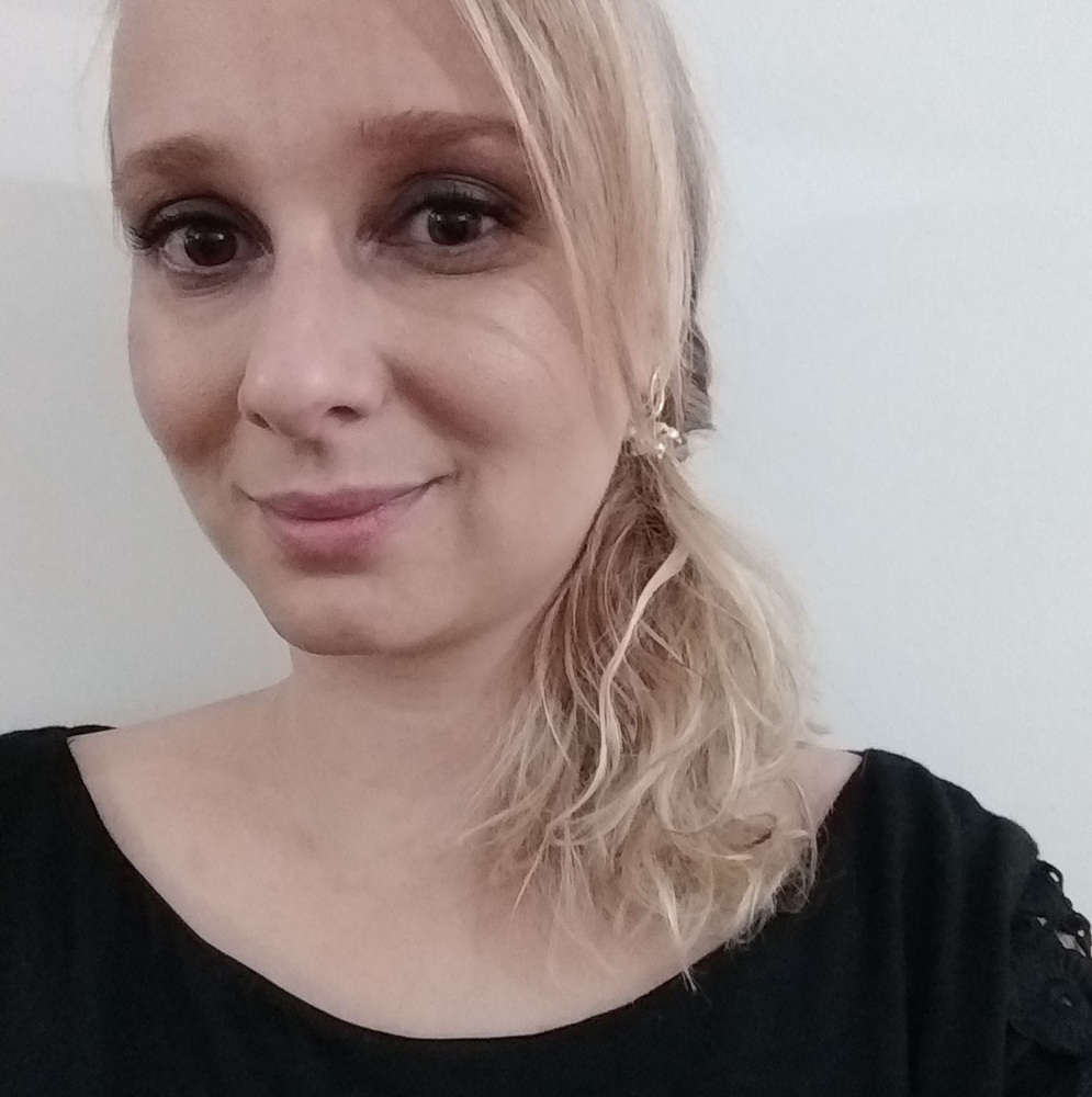 Meet your Posher, Lívia